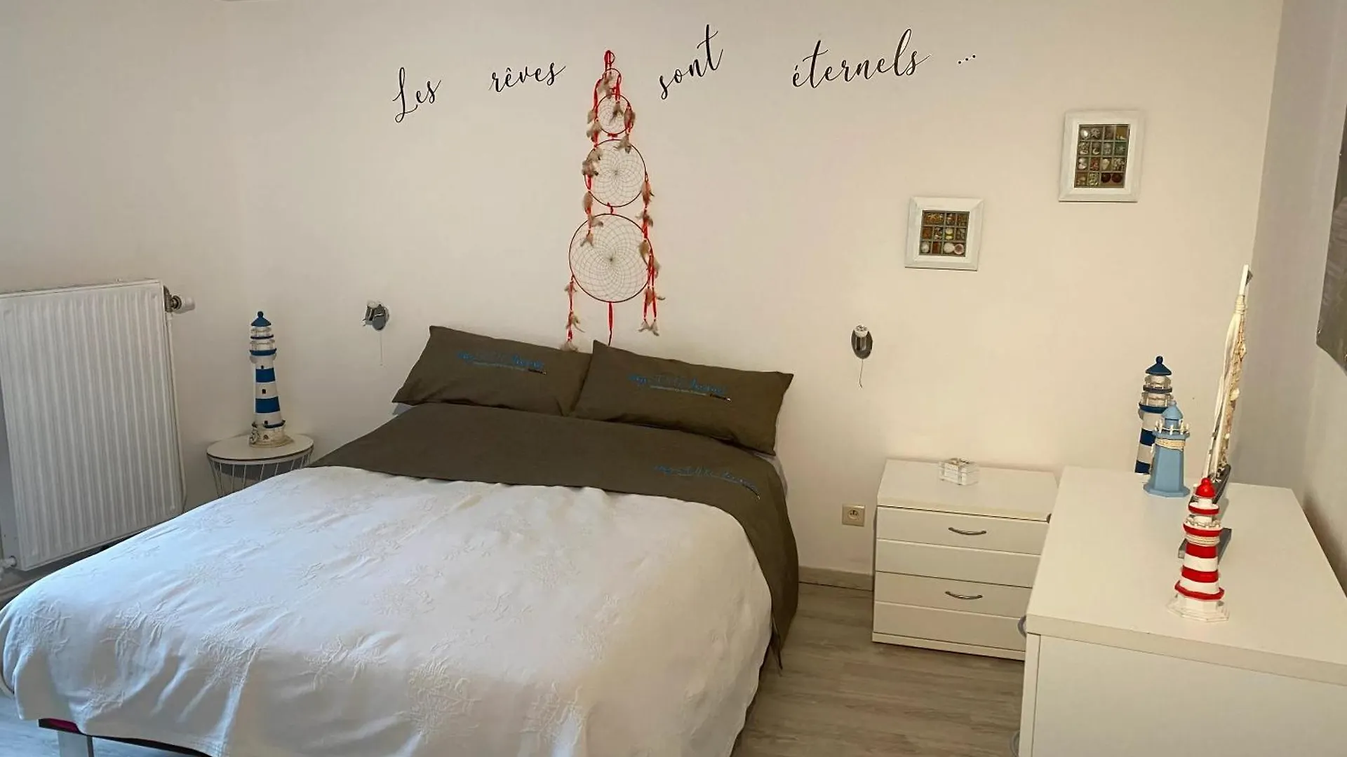 Apartmán Charming Flat In Charleroi 100 Sqm Private Parking 0*,  Belgie