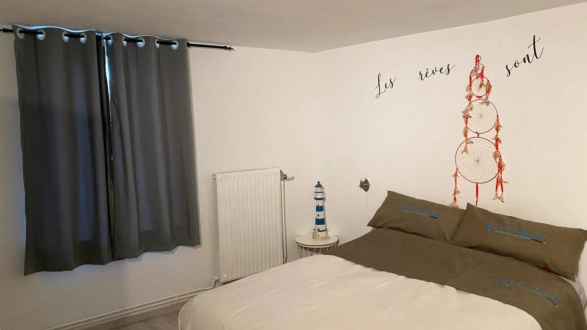 Charming Flat In Charleroi 100 Sqm Private Parking Apartment